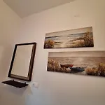 Apartment Mache's *