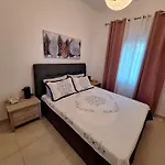 Apartment Mache's
